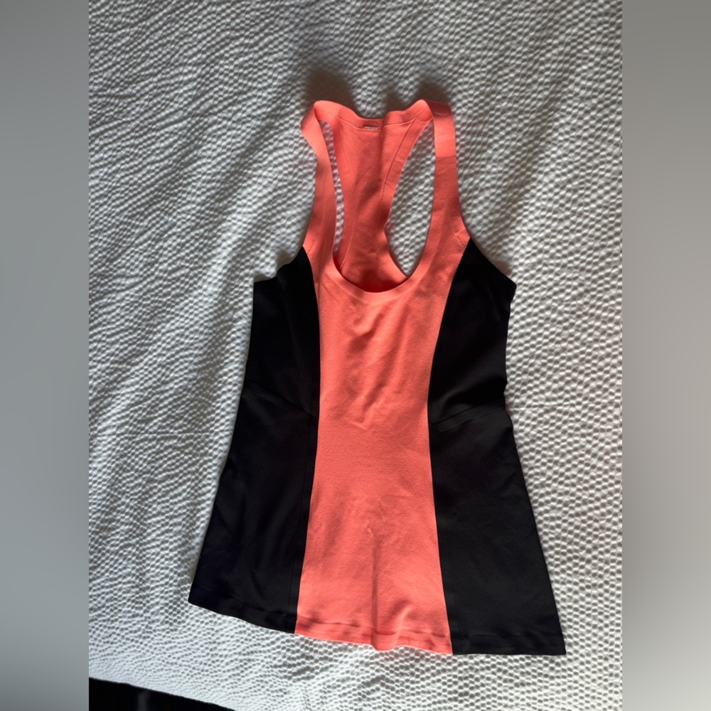 lululemon athletica Tank Top - Picture 3 of 5